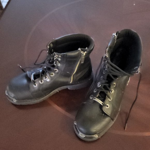 Mens Harley Boots - Picture 3 of 3